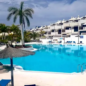 adeje-paradise-resort.in-canary-islands.com/